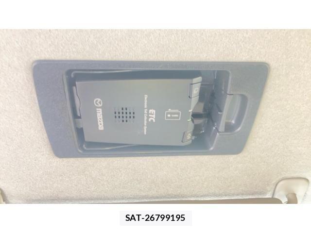 Mazda BIANTE 2010-02 8313242-23