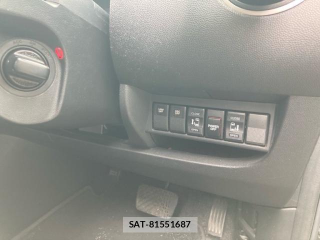 Mazda BIANTE 2011-08 8334995-12