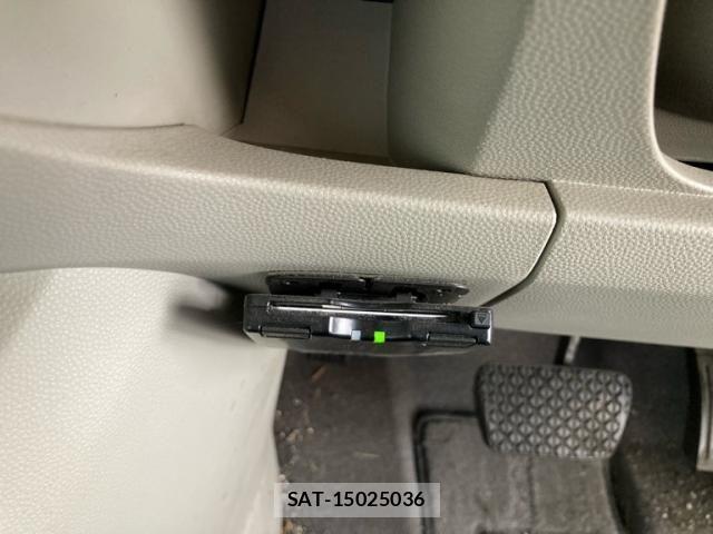 Mazda BIANTE 2009-10 8364884-19