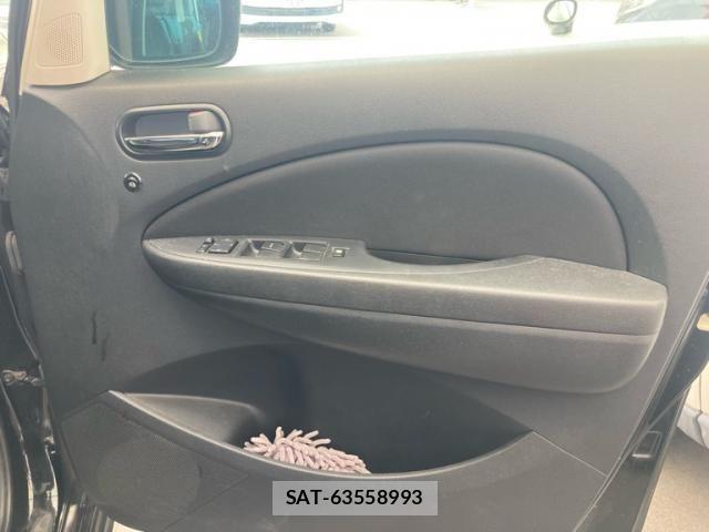 Mazda BIANTE 2012-04 8364886-9