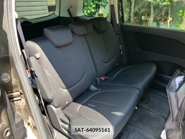 Mazda BIANTE 2017-01 8371461-11