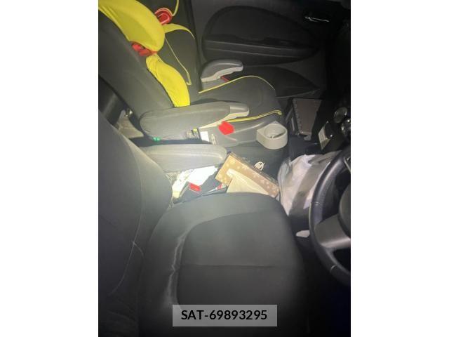 Mazda BIANTE 2012-09 8411346-12
