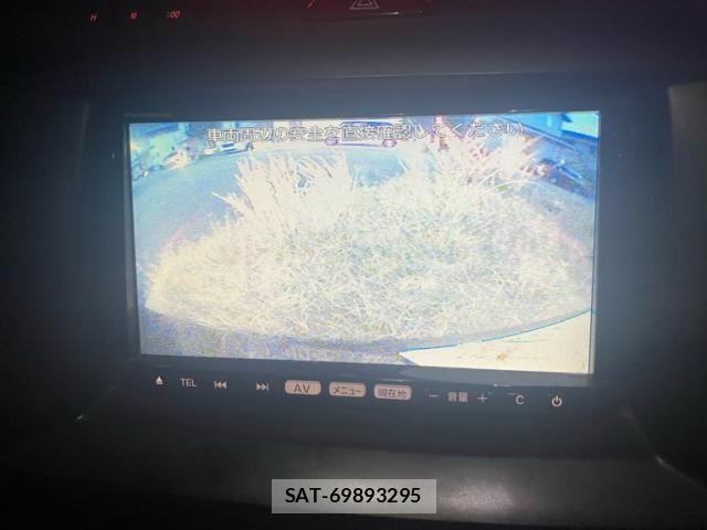 Mazda BIANTE 2012-09 8411346-19