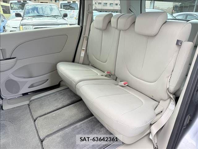 Mazda BIANTE 2012-06 8457079-9