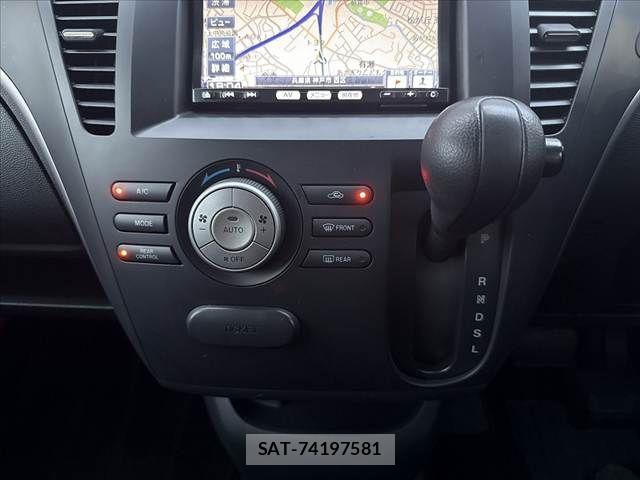 Mazda BIANTE 2013-03 8827962-25