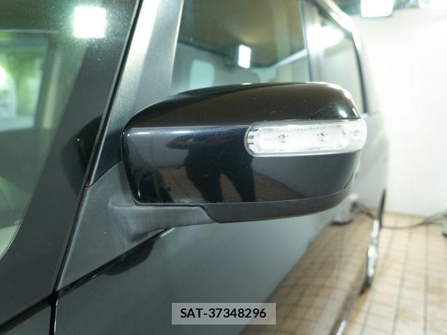 Mazda BIANTE 2015-07 8827959-21