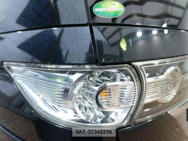 Mazda BIANTE 2015-07 8827959-25