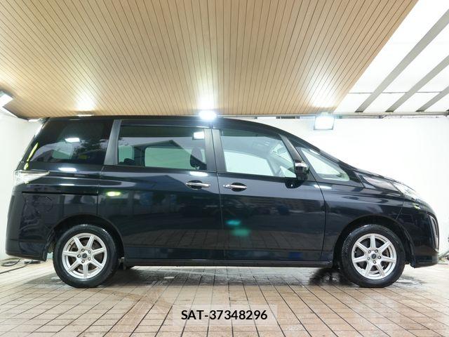 Mazda BIANTE 2015-07 8827959-6