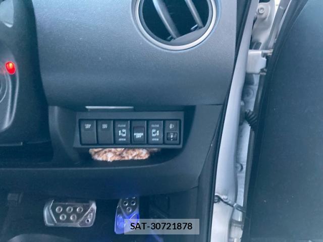 Mazda BIANTE 2012-03 8827965-17