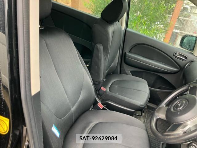Mazda BIANTE 2015-02 8878804-12