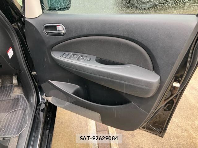 Mazda BIANTE 2015-02 8878804-14