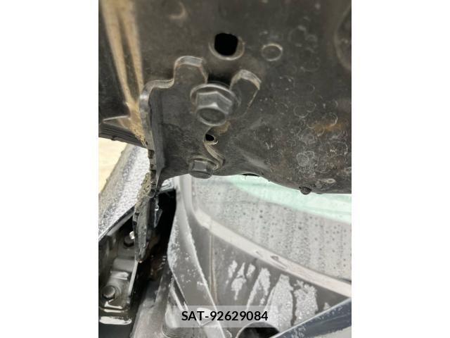 Mazda BIANTE 2015-02 8878804-17