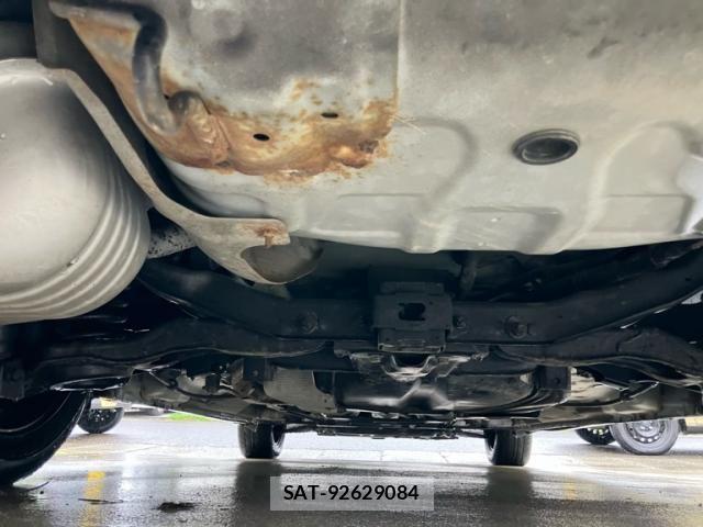 Mazda BIANTE 2015-02 8878804-19