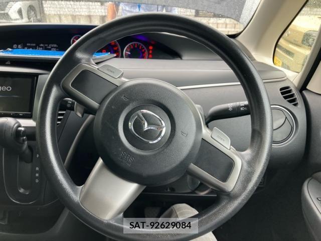 Mazda BIANTE 2015-02 8878804-21