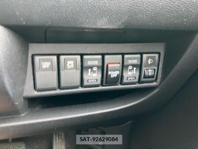 Mazda BIANTE 2015-02 8878804-22