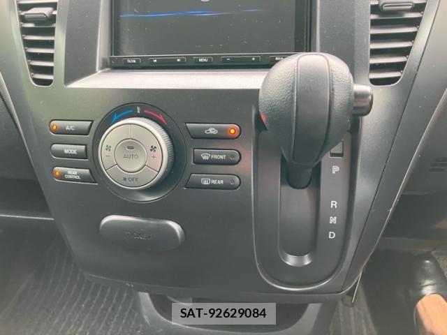 Mazda BIANTE 2015-02 8878804-23