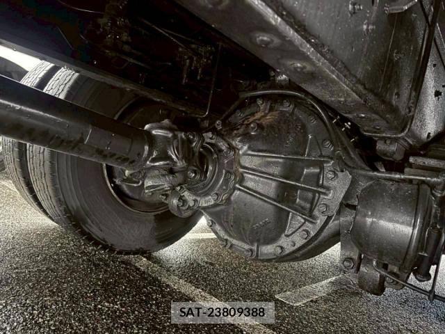 Nissan BIG THUMB 2003-01 8665845-17