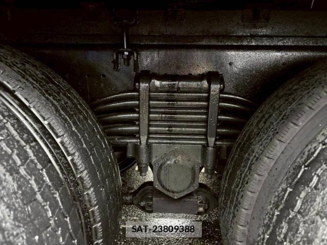 Nissan BIG THUMB 2003-01 8665845-18