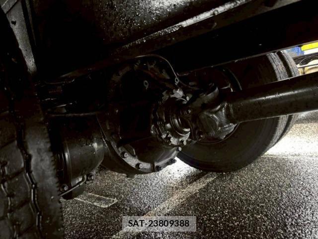 Nissan BIG THUMB 2003-01 8665845-24