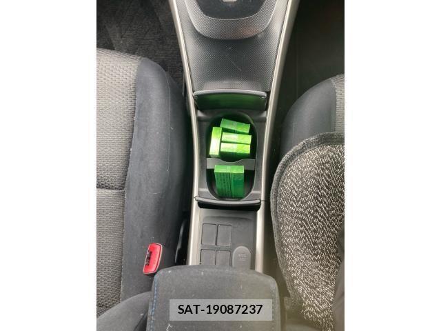 Toyota BLADE 2011-06 3660683-18