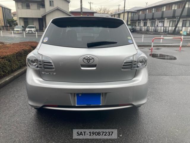Toyota BLADE 2011-06 3660683-2