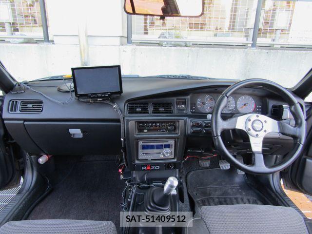 Nissan BLUEBIRD 1990-06 7215164-8