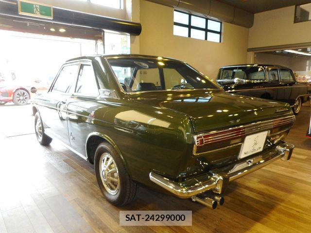 Nissan BLUEBIRD 1970-01 6211836-8