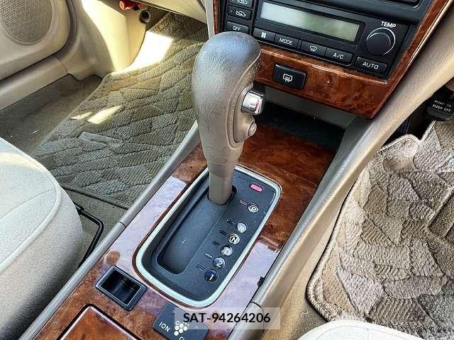 Nissan BLUEBIRD SYLPHY 2005-02 8561236-7