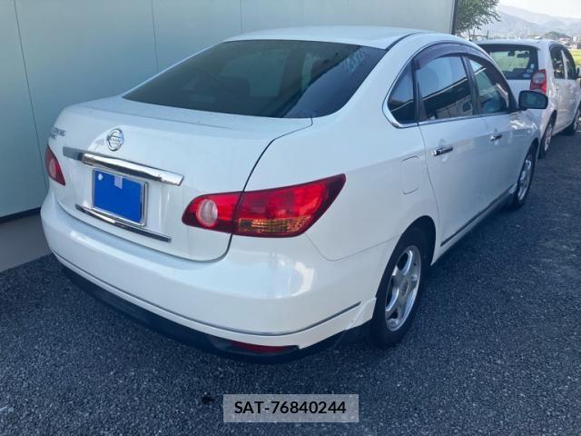 Nissan BLUEBIRD SYLPHY 2006-03 8883336-4