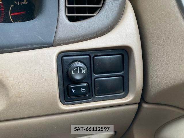 Nissan BLUEBIRD SYLPHY 2003-01 8244672-17