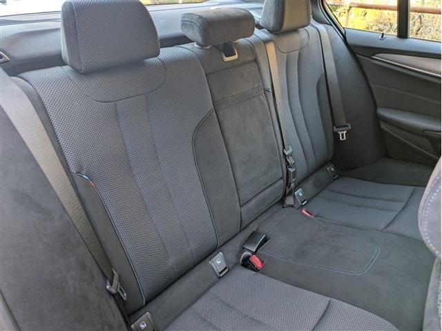 Bmw 5 SERIES 2021-01 3933228-12