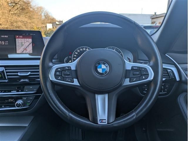Bmw 5 SERIES 2021-01 3933228-16