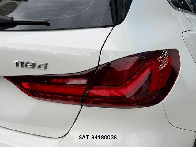 Bmw 1 SERIES 2020-10 1372065-28