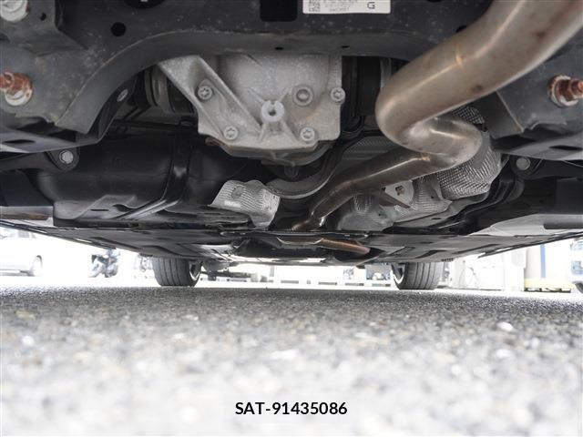 Bmw 1 SERIES 2018-11 1374422-16