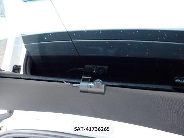 Bmw 1 SERIES 2021-03 1822751-16