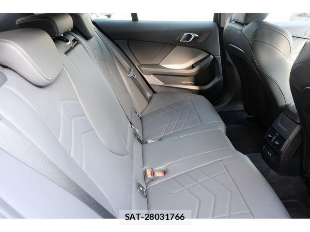 Bmw 1 SERIES 2025-04 1822744-10