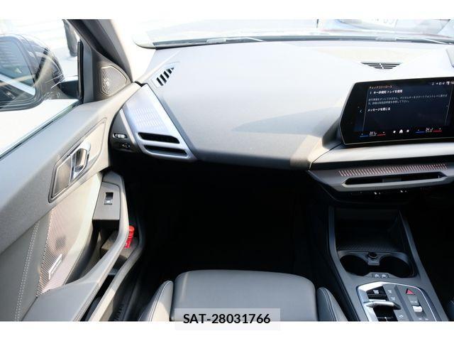 Bmw 1 SERIES 2025-04 1822744-15