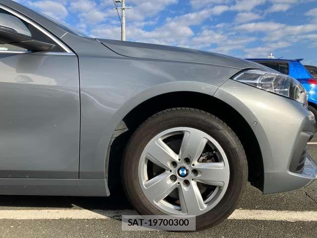 Bmw 1 SERIES 2022-09 2076935-9