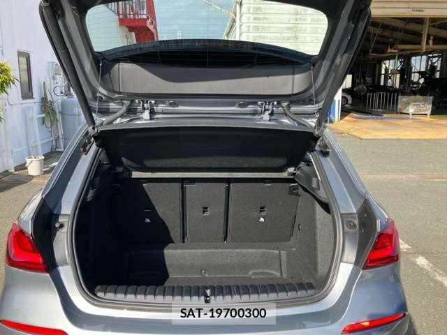 Bmw 1 SERIES 2022-09 2076935-17