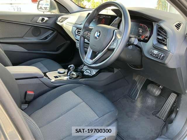 Bmw 1 SERIES 2022-09 2076935-2