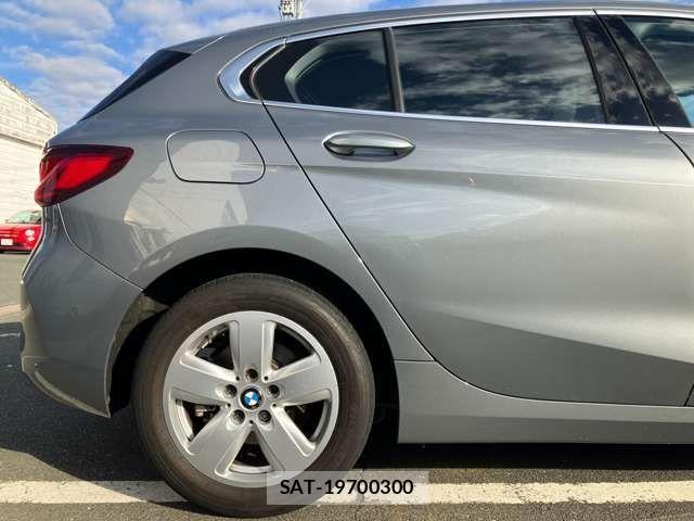 Bmw 1 SERIES 2022-09 2076935-8