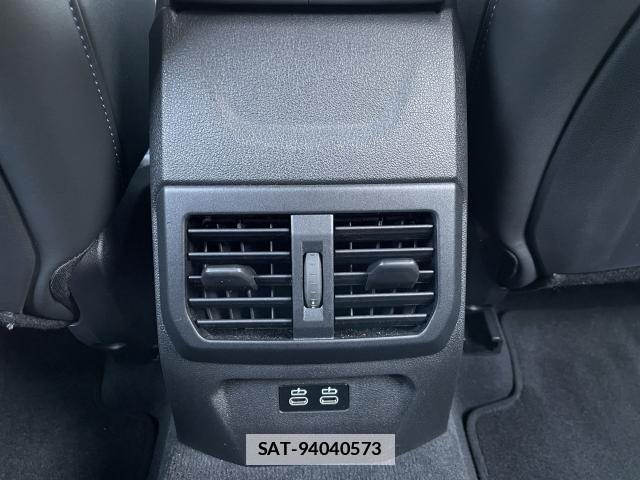 Bmw 1 SERIES 2025-02 2660370-13