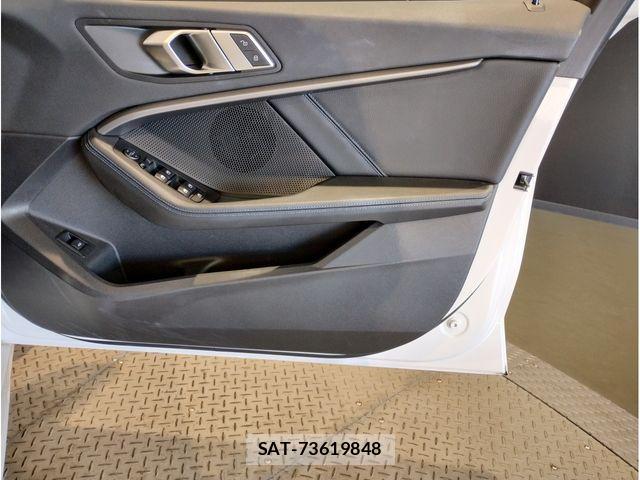 Bmw 1 SERIES 2021-12 2726621-28
