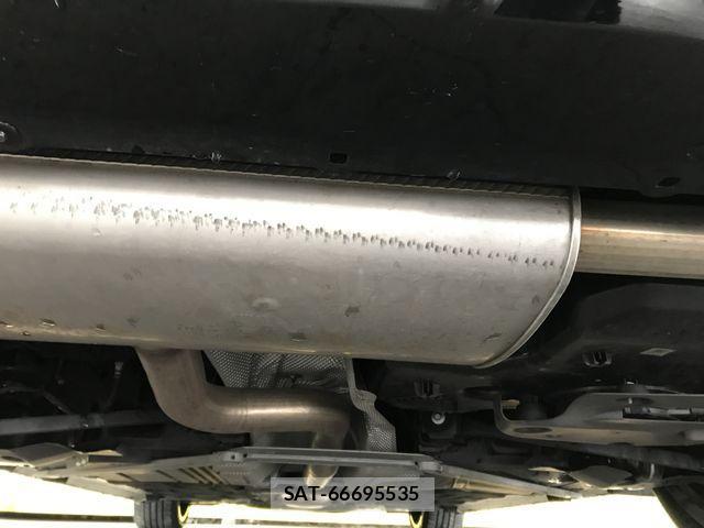 Bmw 1 SERIES 2021-03 4038828-29