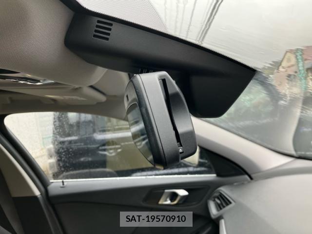 Bmw 1 SERIES 2020-08 4419844-23