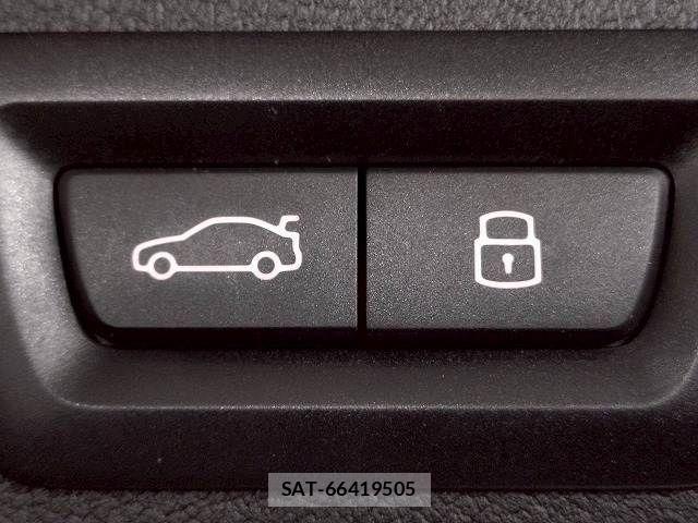 Bmw 1 SERIES 2024-05 4751439-4