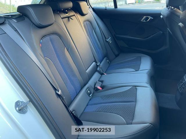 Bmw 1 SERIES 2023-03 4930862-13