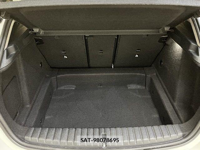 Bmw 1 SERIES 2021-09 4930895-20