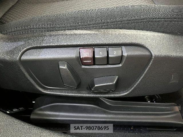 Bmw 1 SERIES 2021-09 4930895-21