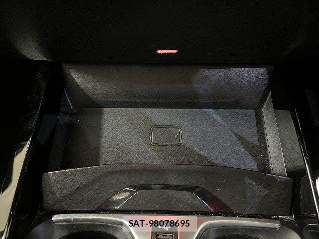 Bmw 1 SERIES 2021-09 4930895-23